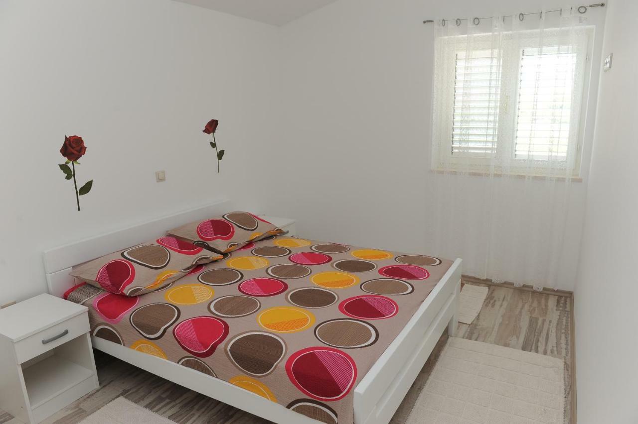 Apartments Neda Ploce  Exterior foto